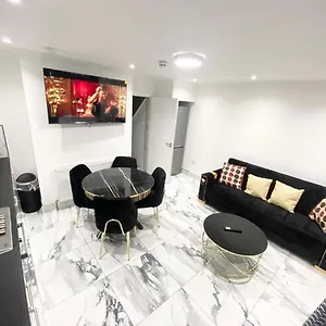 The Royal Boutique Westminster By London Sleep 9 Hayes (Greater London)