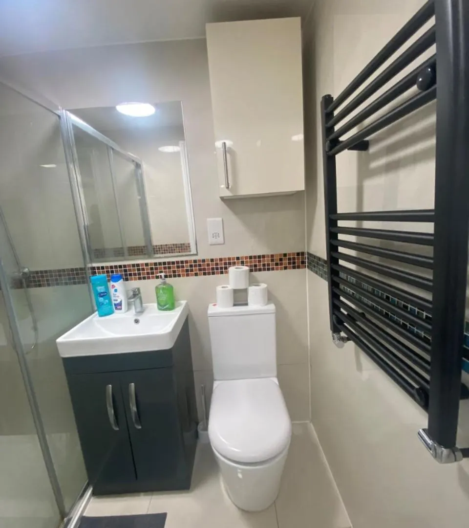 Apartment The Royal Boutique Oxford Lodge By London Sleep 6 Hayes