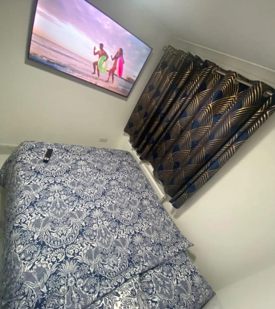Apartment The Royal Boutique Oxford Lodge By London Sleep 6 Hayes